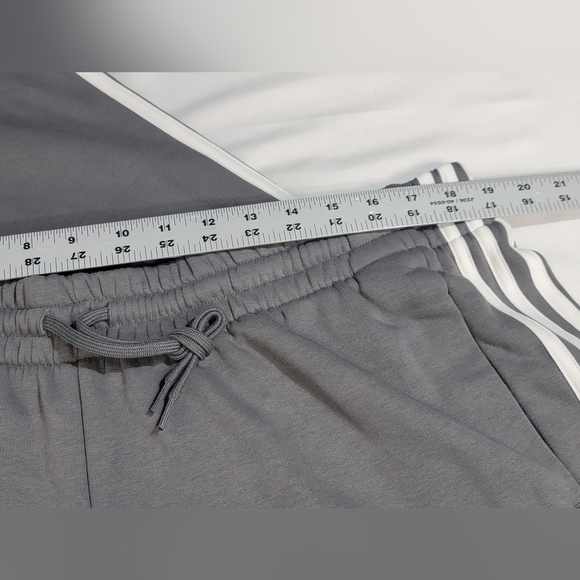 Adidas Grey Essentials 3 Stripe Jogger Mens Size 2XL - Picture 6 of 12